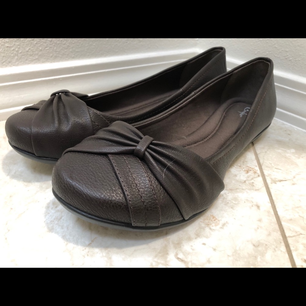Curfew Leah Flats
